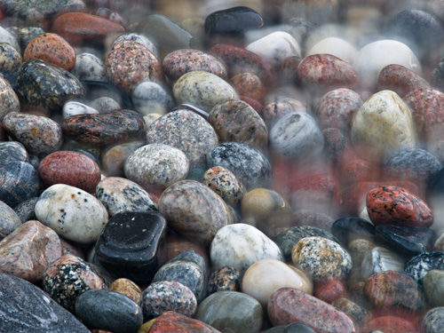 Free desktop wallpaper picture of pebble rocks for download